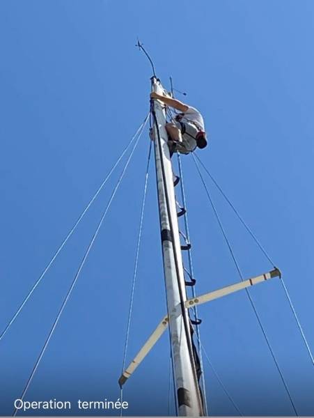 Your maritime surveyor Marc at work